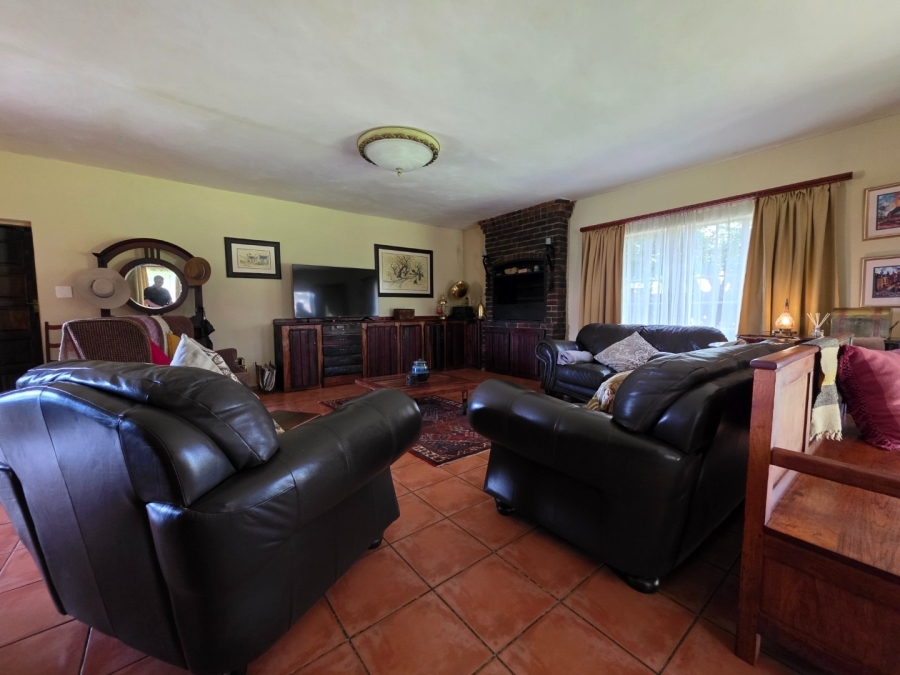 6 Bedroom Property for Sale in Olifantsnek North West